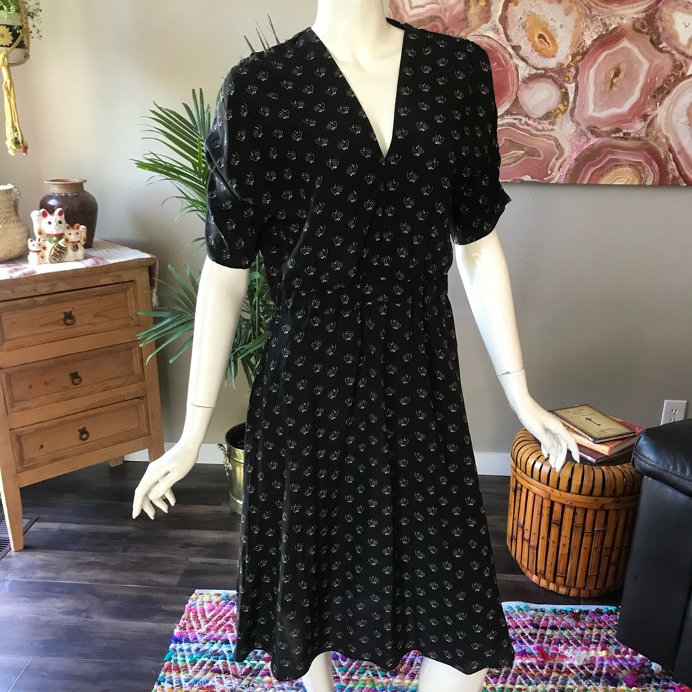 Tucker 100% silk size small dress